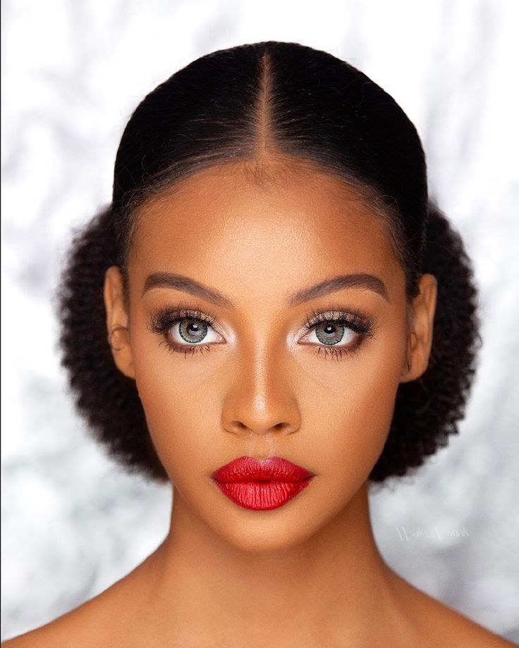 Hairstyles Packing Gel